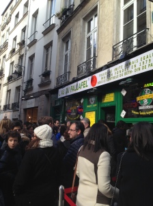 Impatient foodies outside L'As Du Fallafel. 